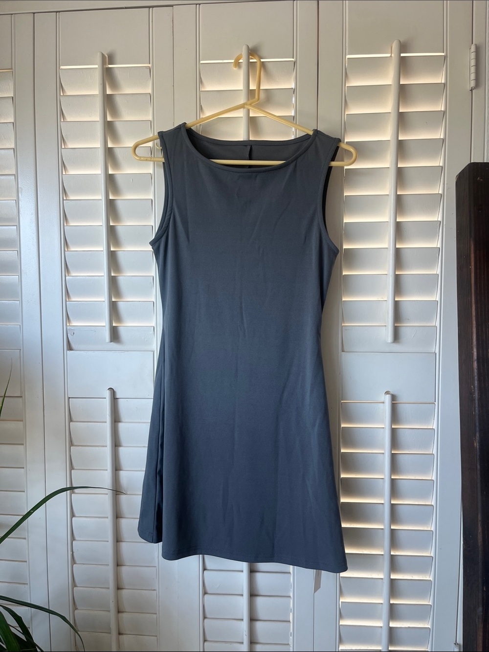 Jersey Sleeveless Snug-Fit Short Dress Without Belt - Picture 3 of 7